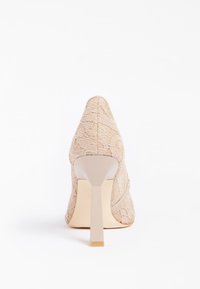 Guess SADITA SPITZE - Decolleté - beige