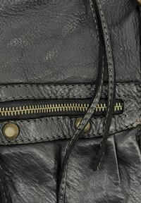 OH MY BAG VINTAGE STORM ROCK - Sac à main - noir rock