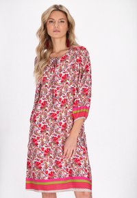 usha Vapaa-ajan mekko - red multicolor