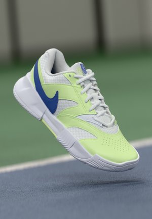 COURT LITE 4  - Tennisschoenen voor alle ondergronden - white/sapphire/light liquid lime