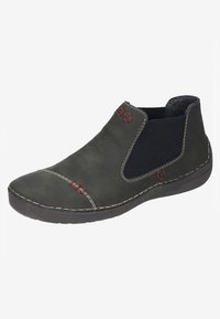 Bottine slip-on vert foncé avec panneau élastique noir sur le côté, surpiqûres décoratives rouges et surpiqûres contrastées beiges sur une semelle en caoutchouc plate.
