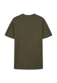 T-shirt verde oliva a maniche corte con scollatura a girocollo e vestibilità rilassata. Realizzato in un tessuto misto cotone testurizzato.