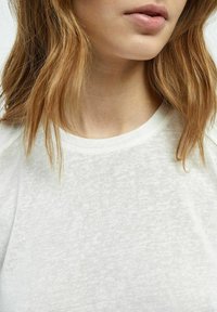 Ria Shirt - Peppercorn
