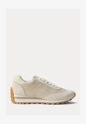 Lauren Ralph Lauren, DANI PERFORATED SUEDE SNEAKER - Baskets basses - explorer sand/soft white