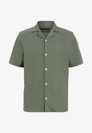 Korte mouwen shirt in olijfgroen, gemaakt van gladde stof. Heeft een knoopsluiting aan de voorkant, een notch-kraag en een klein geborduurd logo op de borst.