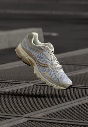 PROGRID OMNI 9 UNISEX - Αθλητικά παπούτσια - grey/lilac