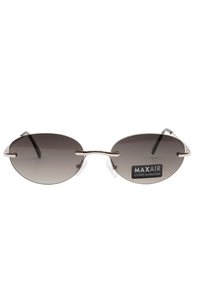 Occhiali da sole ovali con lenti scure a gradiente, montatura metallica e para-naso trasparenti. Presenta l'etichetta "MAXAIR UV400 protection" sulla lente.