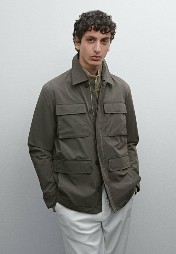 STRETCH WITH POCKET DETAILS - Summer jacket