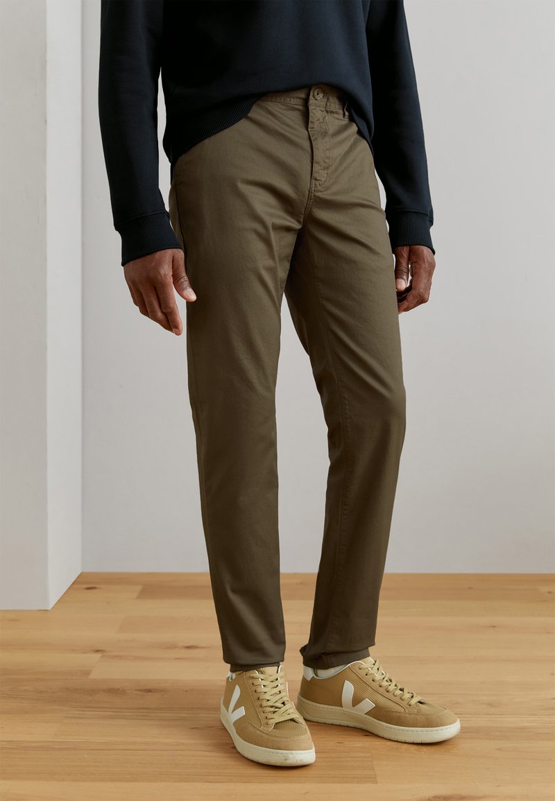 Scotch & Soda ESSENTIALS STRETCH - Broek - dark taupe/taupe - Zalando.nl