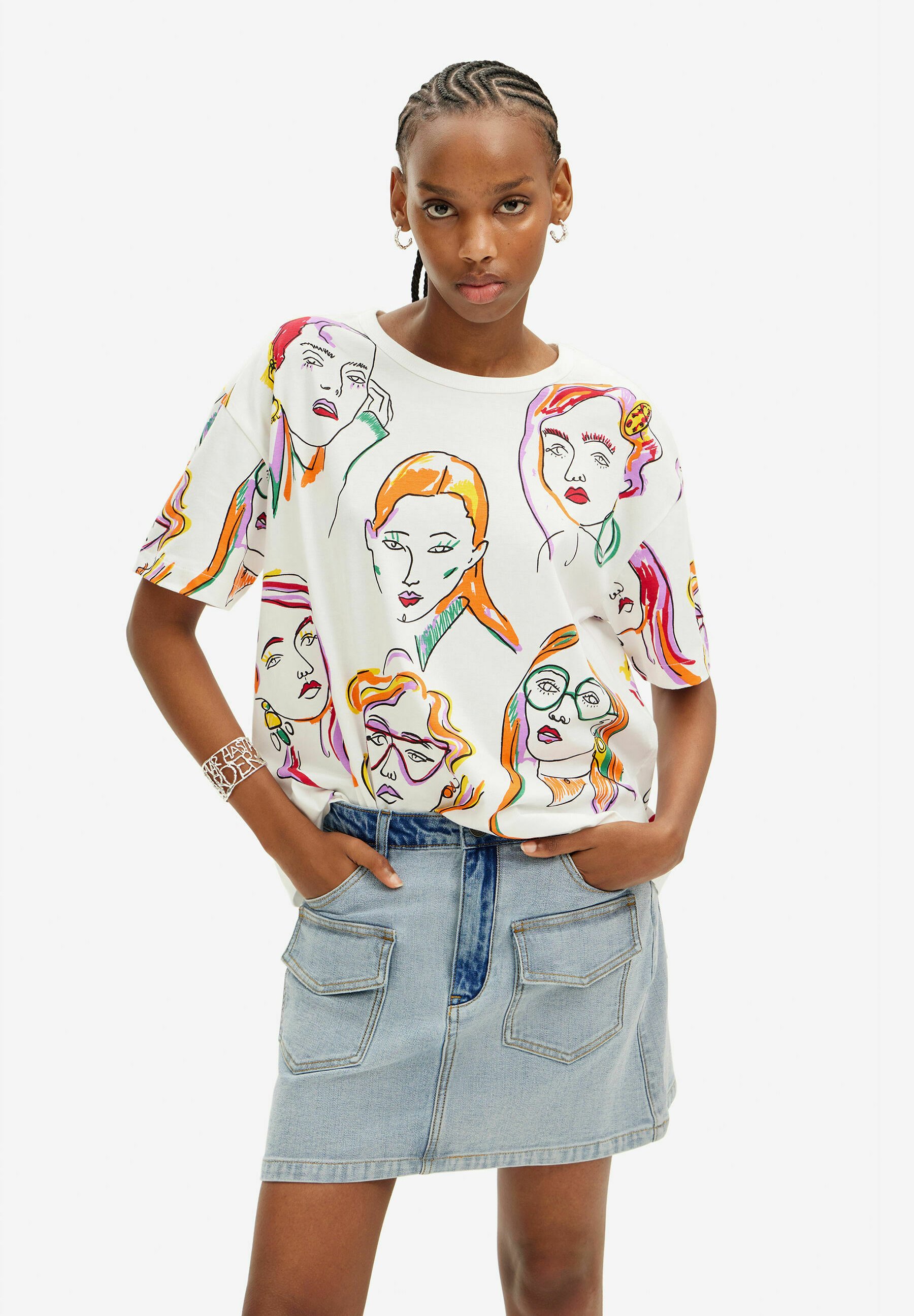 Desigual T Shirt Scontate Donna Maglietta Desigual Maglie Estive