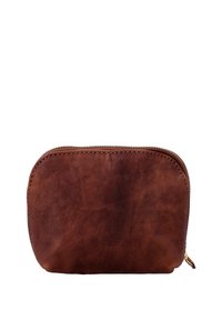 Bruine leren pouch met een ronde vorm, ritssluiting, zichtbare stiksels en een gladde textuur. Compacts ontwerp zonder externe patronen.