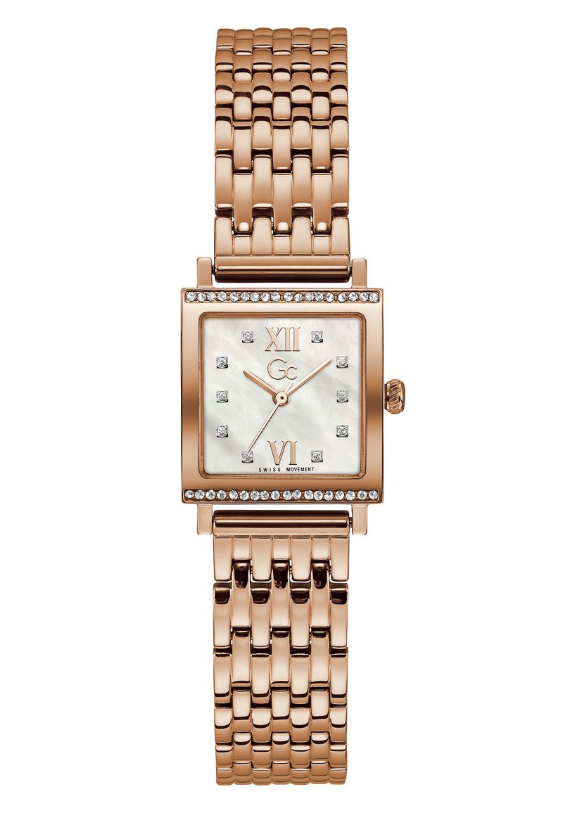 Orologio quadrato in oro rosa con quadrante in madreperla, numeri romani XII e VI, dettagli tempestati di diamanti e bracciale a maglie testurizzate.