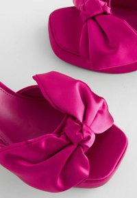 Next FOREVER COMFORT  - Sandale s platformom - pink