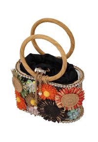 Geflochtene Blumenhandtasche mit runden Korbgriffen, leuchtenden Stoffblumen, Kristallakzenten und schwarzer Innenfutter.