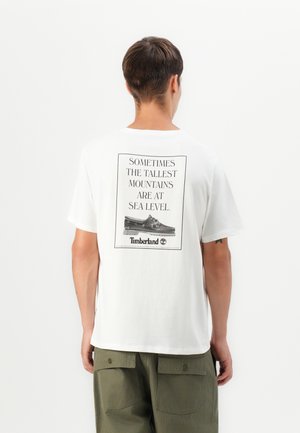 SEA LEVE GRAPHIC TEE - Apdrukāts T-krekls - white
