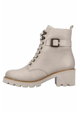 Beige Leder-Stiefelette mit strukturierter Oberfläche, runder Zehenpartie, Schnürung vorne, metallischen Akzenten und einem stabilen, robusten Absatz.