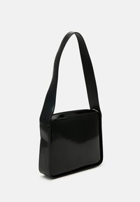 Calvin Klein Jeans BLOCK SQUARE SHOULDERBAG - Handtas - black