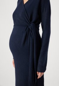 MAMALICIOUS MLFIE TESS DRESS  - Haljina s naramenicama - navy blazer