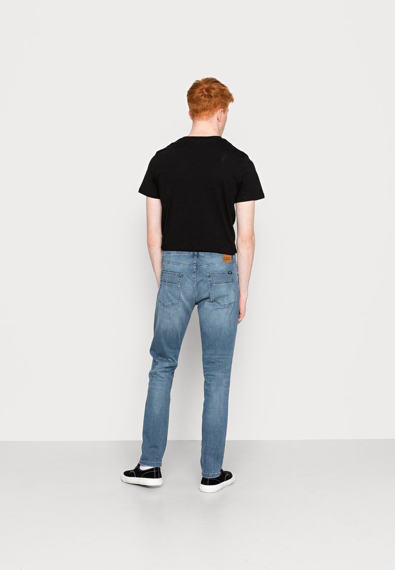 Herren Skinny Fit | Cars Jeans BATES Jeans Slim Fit lisbon wash/blue denim - AW92839 Herren Skinny Fit | Cars Jeans BATES Jeans Slim Fit lisbon wash/blue denim - AW92839