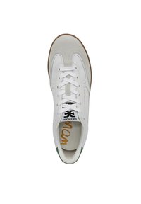 White sneaker with a smooth leather upper, grey accents, and a brown rubber sole. Features round laces and cushioned insole with branding.