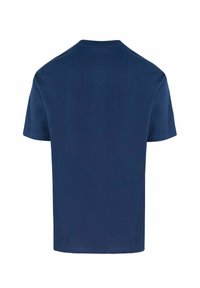 T-shirt in cotone blu navy con maniche corte, scollatura tonda e retro semplice. Il tessuto appare liscio e leggero.