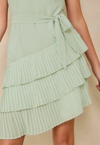 Lipsy REGULAR FIT - HALTER EMBELLISHED TIERED - Cocktailkleid/festliches Kleid - mint green
