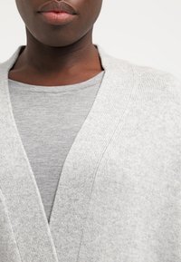 GAP Kofta - light grey