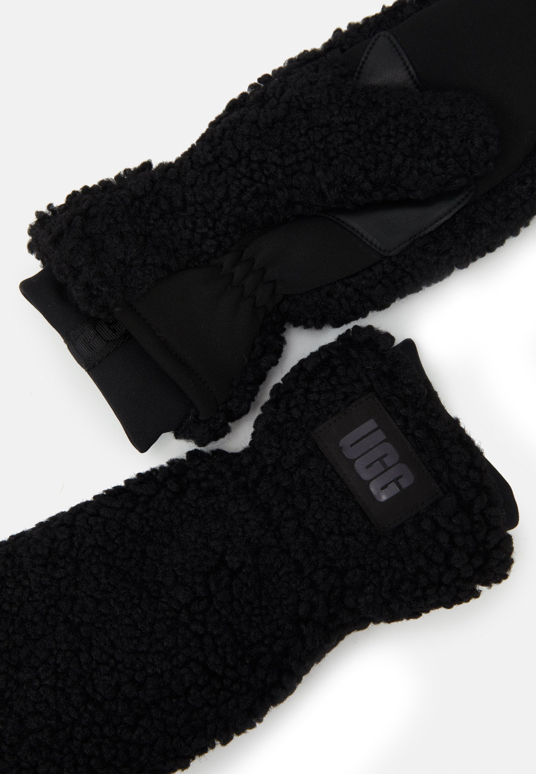 black ugg mittens