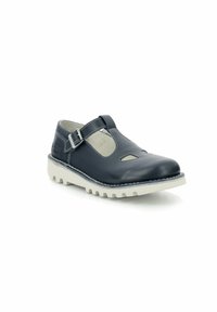 Sandalia de piel azul marino con diseño troquelado, correa ajustable con hebilla, suela de goma blanca y detalles de costura en contraste.
