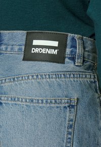 Dr.Denim Petite ECHO - Calças de ganga de corte relaxado - mid blue