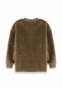 Sudadera de forro marrón con una textura suave, de mangas largas y cuello redondo acanalado. El diseño cuenta con un corte holgado y hombros caídos.