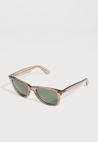 Неизбран, transparent light brown
