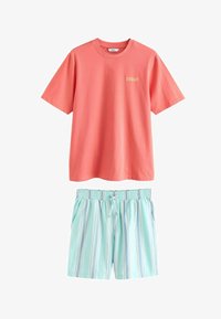 Sélectionné, red amalfi coast