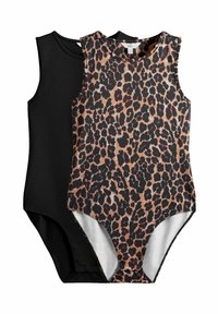 Due bodysuit senza maniche: uno nero e uno con stampa animale a motivo leopardato. Entrambi hanno un colletto alto e un design aderente.