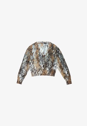 Svetrový pulóver so zlatými flitrami a výstrihom do V, s abstraktným vzorom v hnedých, modrých a bielych odtieňoch. Skosený strih a dlhé rukávy.