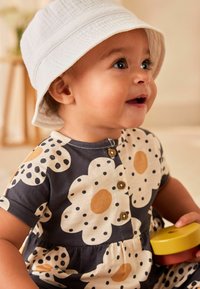 Next REGULAR FIT - Chapeau - white