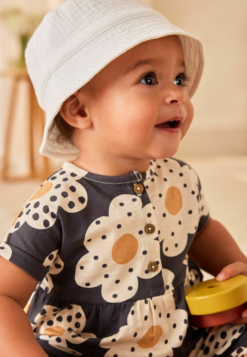 Next REGULAR FIT - Chapeau - white