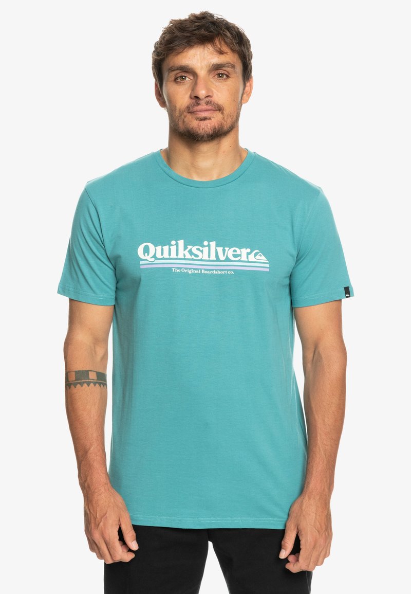Quiksilver BETWEEN THE LINES SS Triko s potiskem brittany blue