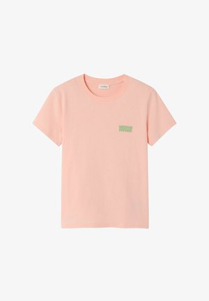 Svetloružové bavlnené tričko s krátkymi rukávmi a okrúhlym výstrihom, na ľavej strane hrude s malým zeleným logom "AMERICAN VINTAGE".