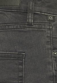 QS SADIE bleached denim