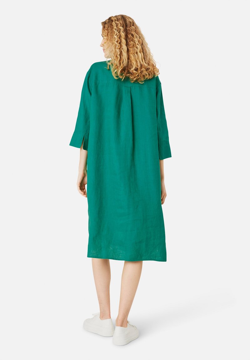 black flowy dress long sleeve Plus Size Chiffon Midi Dress with Flowy Long Sleeves and Waist Applique
