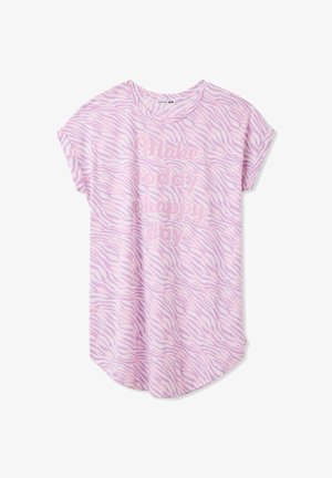 Jasnofioletowa koszulka na krótki rękaw z wzorem zebry i zaokrąglonym dołem. Napis w białym kolorze brzmi „Spraw, by dzisiaj był wesoły dzień.”