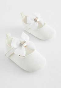 Baker by Ted Baker PADDERS WITH ORGANZA BOW - Încălțăminte bebeluși - ivory