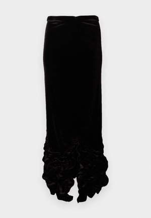 Schwarzer Samtrock mit figurbetontem Design. Besitzt einen gerüschten Saum, der Tiefe und Textur verleiht. Glatte Stoffoberfläche mit leichtem Glanz.