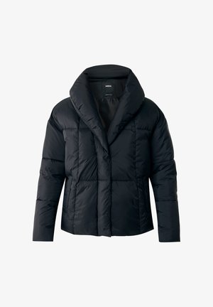 Czarna kurtka puchowa z wysokim, złożonym kołnierzem. Posiada przeszywane panele i prostokątny kształt. Wykonana z gładkiego, błyszczącego materiału.