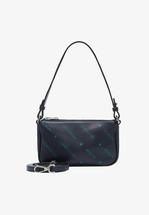 Borsa a tracolla in pelle blu con tracolla regolabile, con logo in rilievo verde "LIEBESKIND BERLIN" e zip argentata. Forma rettangolare compatta.