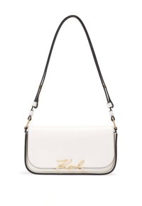 Άσπρο δερμάτινο τσαντάκι ώμου με χρυσό λογότυπο "Karl", μαύρο περίγραμμα, ρυθμιζόμενο λουράκι και λεία υφή. Ορθογώνιο σχήμα με κλείσιμο με καπάκι.