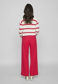 VILA VIVARONE WIDE - Püksid - love potion