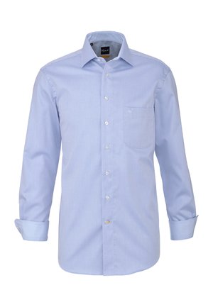 Camicia elegante da uomo a manica lunga in tessuto azzurro chiaro, con bottoni sul davanti, taschino sul petto e collo alla francese.