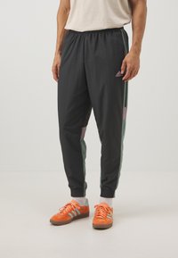 adidas Performance REAL MADRID TRACK PANT - Jogginghose - carbon